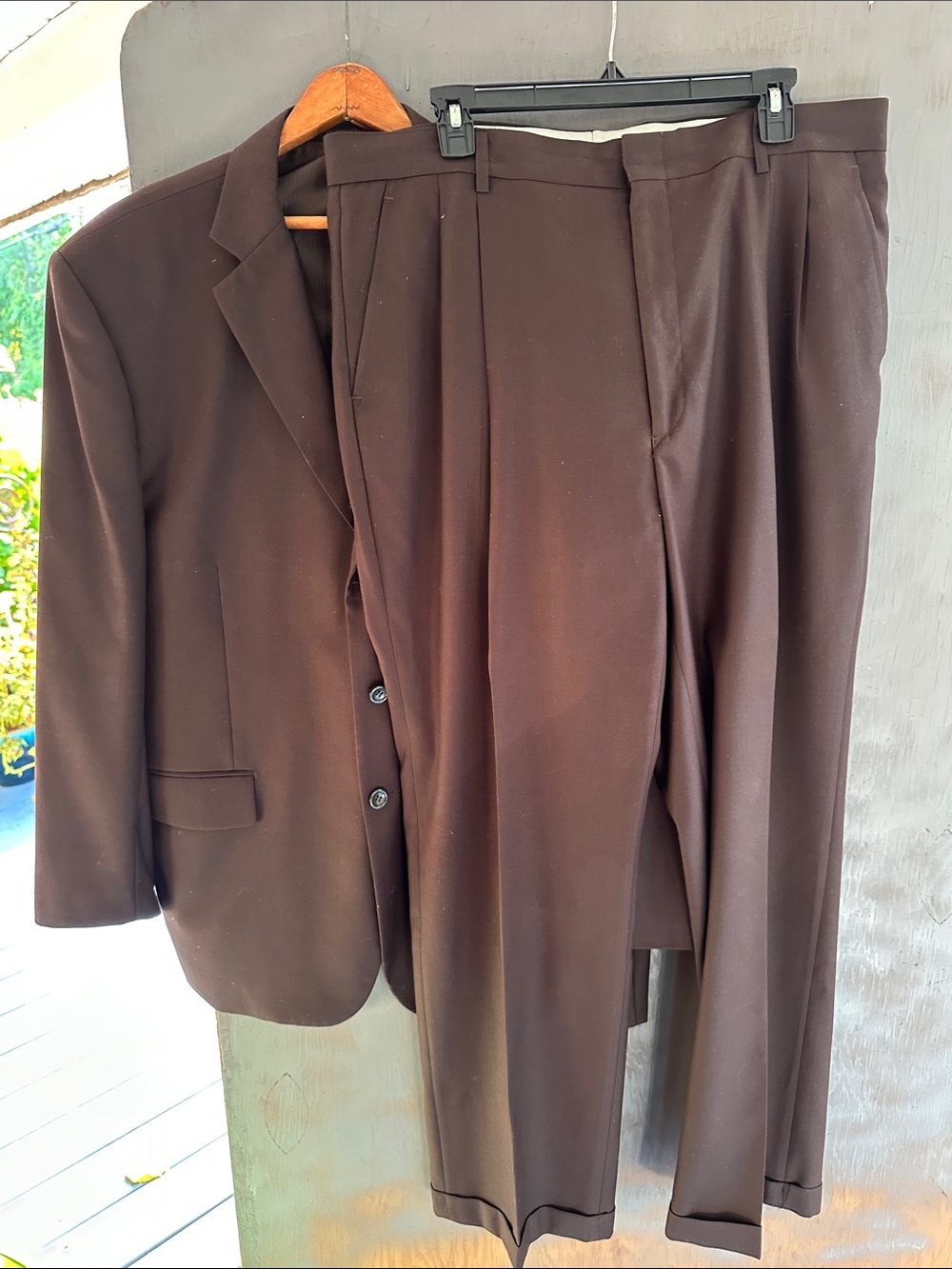 Vince Men's Dark Brown Two-Piece Suit Jacket & Trousers